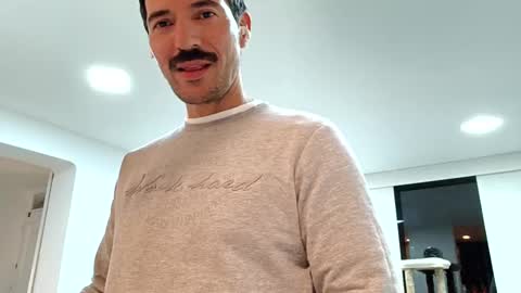 Snapshot of nikolaj_costeer_w chatting on 12-25-24, 03:40 Nikolaj costeer online show from 12-25-24, 03:40