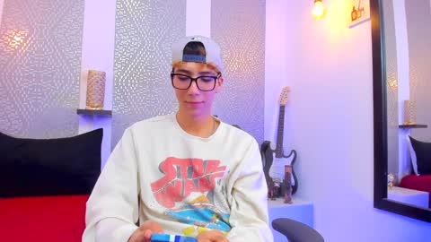 Snapshot of nikolay_gregori chatting on 12-21-24, 05:36 online show from 12-21-24, 05:36