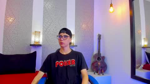 Snapshot of nikolay_gregori chatting on 01-31-25, 04:25 online show from 01-31-25, 04:25