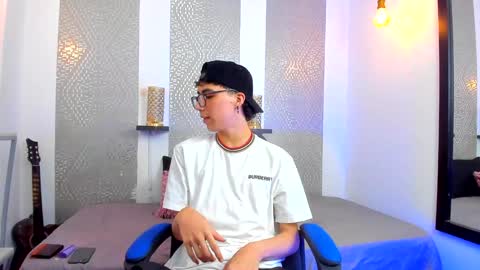 Snapshot of nikolay_gregori chatting on 02-03-25, 07:07 online show from 02-03-25, 07:07