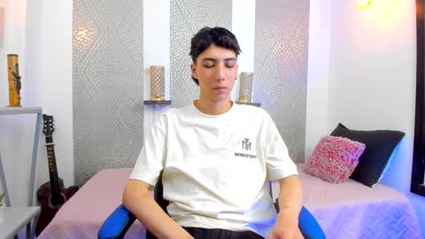 Snapshot of nikolay_gregori chatting on 02-07-25, 05:10 online show from 02-07-25, 05:10