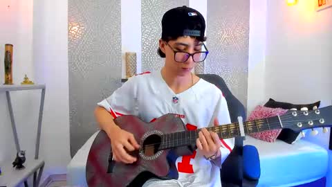 Snapshot of nikolay_gregori chatting on 03-07-25, 04:02 online show from 03-07-25, 04:02