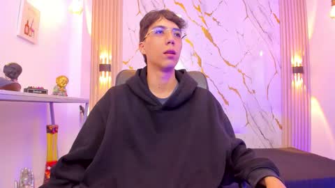    online show from 01-12-26, 03:56