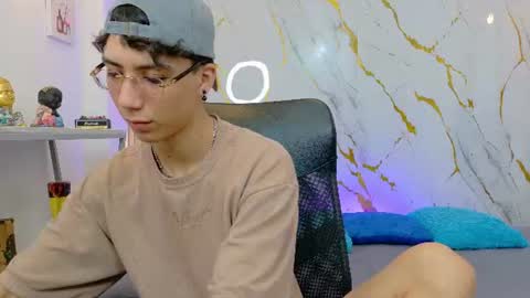    online show from 06-10-26, 04:34
