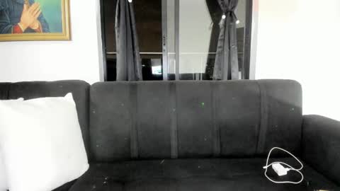 Nikole online show from 10-01-25, 03:12