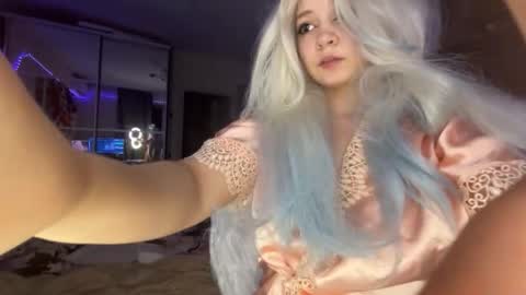 Snapshot of nikoli_naw chatting on 10-10-25, 09:25 nikoli_naw online show from 10-10-25, 09:25