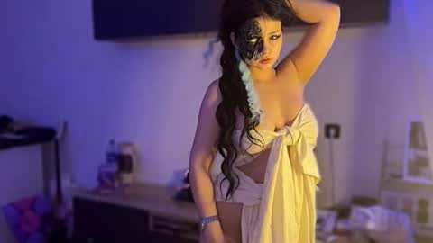 Snapshot of nikoli_naw chatting on 10-29-25, 06:42 nikoli_naw online show from 10-29-25, 06:42