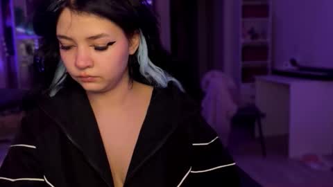 nikoli_naw online show from 11-13-25, 05:01