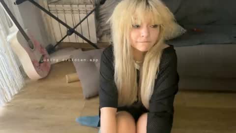 Snapshot of nikoli_naw chatting on 07-22-26, 01:41 nikoli_naw online show from 07-22-26, 01:41