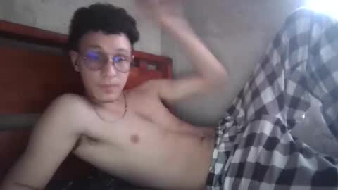 Snapshot of nikotwinktop chatting on 01-13-26, 10:48 Niko online show from 01-13-26, 10:48