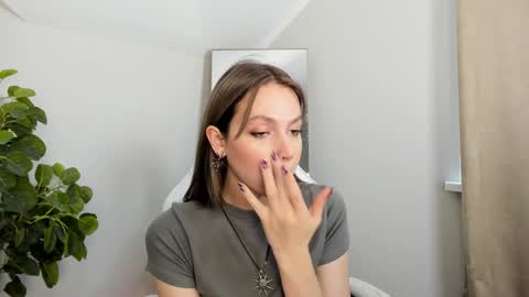 Veronica online show from 01-26-25, 12:11