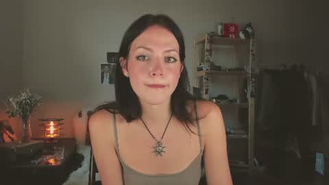 Snapshot of niky_jess chatting on 08-09-26, 09:58 Veronica online show from 08-09-26, 09:58