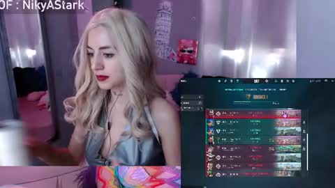 Snapshot of nikyastark chatting on 07-06-26, 02:25 Niky A Stark online show from 07-06-26, 02:25