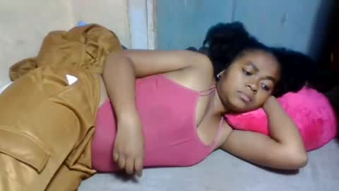 nilah online show from 07-23-26, 06:06