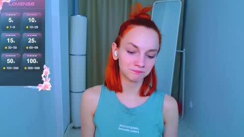 Snapshot of nillie_kelly chatting on 02-22-25, 03:34 Nillie online show from 02-22-25, 03:34