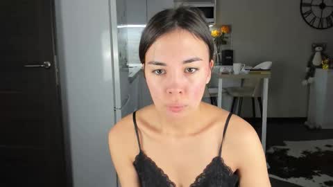 Bella online show from 03-22-26, 12:03