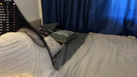 Snapshot of nimfaheart chatting on 01-08-25, 11:21 Jennet online show from 01-08-25, 11:21