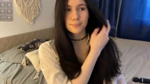 Snapshot of nimfaheart chatting on 02-09-25, 11:04 Jennet online show from 02-09-25, 11:04