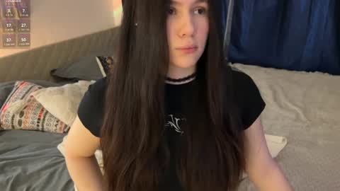 Snapshot of nimfaheart chatting on 02-12-25, 03:27 Jennet online show from 02-12-25, 03:27