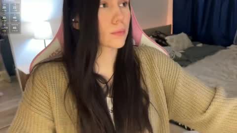 Snapshot of nimfaheart chatting on 02-14-25, 04:31 Jennet online show from 02-14-25, 04:31