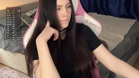 Snapshot of nimfaheart chatting on 03-08-25, 06:37 Jennet online show from 03-08-25, 06:37