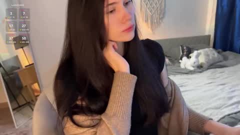 Snapshot of nimfaheart chatting on 09-13-25, 11:43 Jennet online show from 09-13-25, 11:43