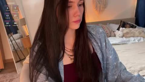 Snapshot of nimfaheart chatting on 09-25-25, 04:00 Jennet online show from 09-25-25, 04:00