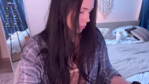 Snapshot of nimfaheart chatting on 10-05-25, 12:14 Jennet online show from 10-05-25, 12:14