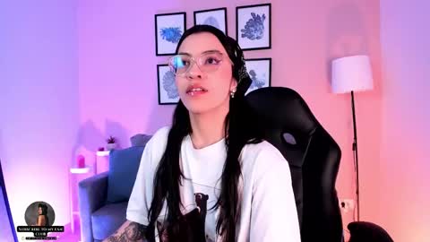 Nina online show from 09-13-25, 08:08