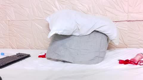 nina_bae_ online show from 05-15-26, 02:57