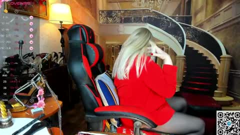 Snapshot of nina_deville chatting on 04-26-26, 04:04 Nina online show from 04-26-26, 04:04