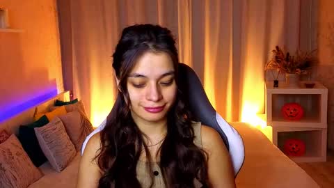 Ketrin online show from 11-18-25, 03:12