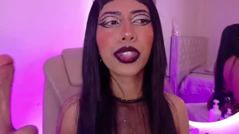 Snapshot of nina_fooxxx1 chatting on 07-28-26, 05:56 Nina Fox online show from 07-28-26, 05:56