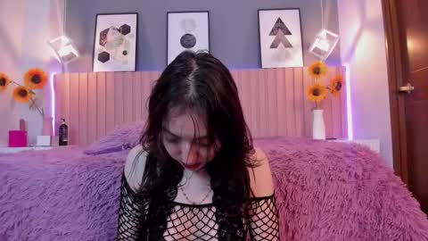 nina_ford_ online show from 03-25-26, 03:12