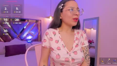 Nina myers online show from 12-04-25, 02:43