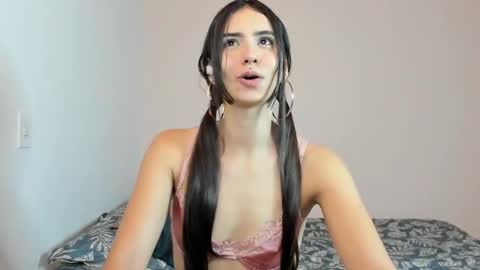  Nina  online show from 11-21-25, 08:40