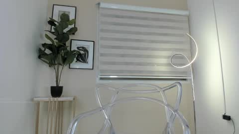 Snapshot of nina_ponse chatting on 02-23-25, 08:11 Natalia FOLLOW ME ---- nathy po online show from 02-23-25, 08:11