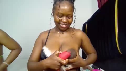 Nina online show from 11-25-25, 01:16