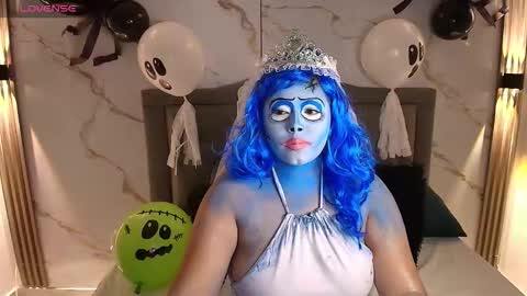 Snapshot of nina_rouge7 chatting on 10-31-25, 08:32 N I N A online show from 10-31-25, 08:32