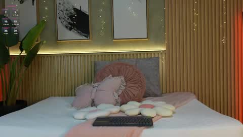 Snapshot of nina_soul chatting on 05-10-26, 12:21 NINA online show from 05-10-26, 12:21