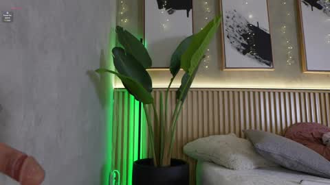 Snapshot of nina_soul chatting on 06-03-26, 02:33 NINA online show from 06-03-26, 02:33
