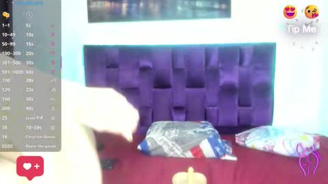 Snapshot of nina_vergara chatting on 02-14-26, 01:35 nina_vergara online show from 02-14-26, 01:35