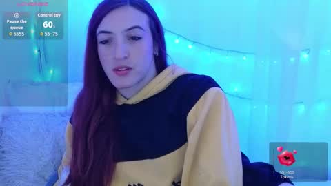 Ninaa fox online show from 04-18-26, 04:33