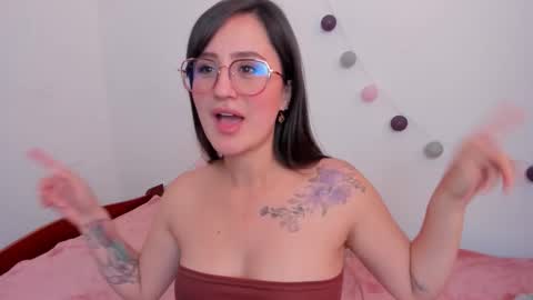 Nina online show from 11-27-25, 01:13