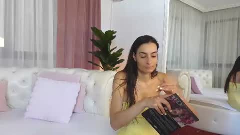Snapshot of ninacrystal chatting on 07-21-26, 08:05 NinaCrystal online show from 07-21-26, 08:05