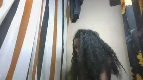 ninaeaa online show from 11-18-25, 06:56