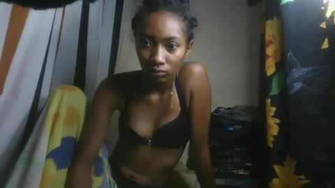 ninaeaa online show from 11-30-25, 01:31