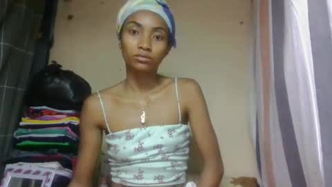 ninaeaa online show from 04-18-26, 05:00