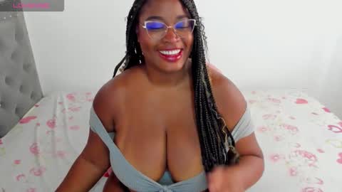 Valentina online show from 09-29-25, 03:17