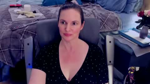 Nina Jaymes online show from 01-19-25, 09:44